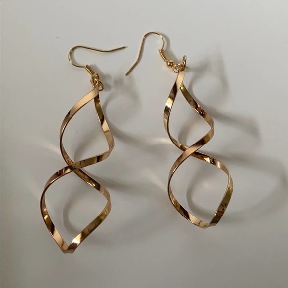 RESTOCKED! Swirl Elegant Gold Spiral Earrings - Picture 4 of 5